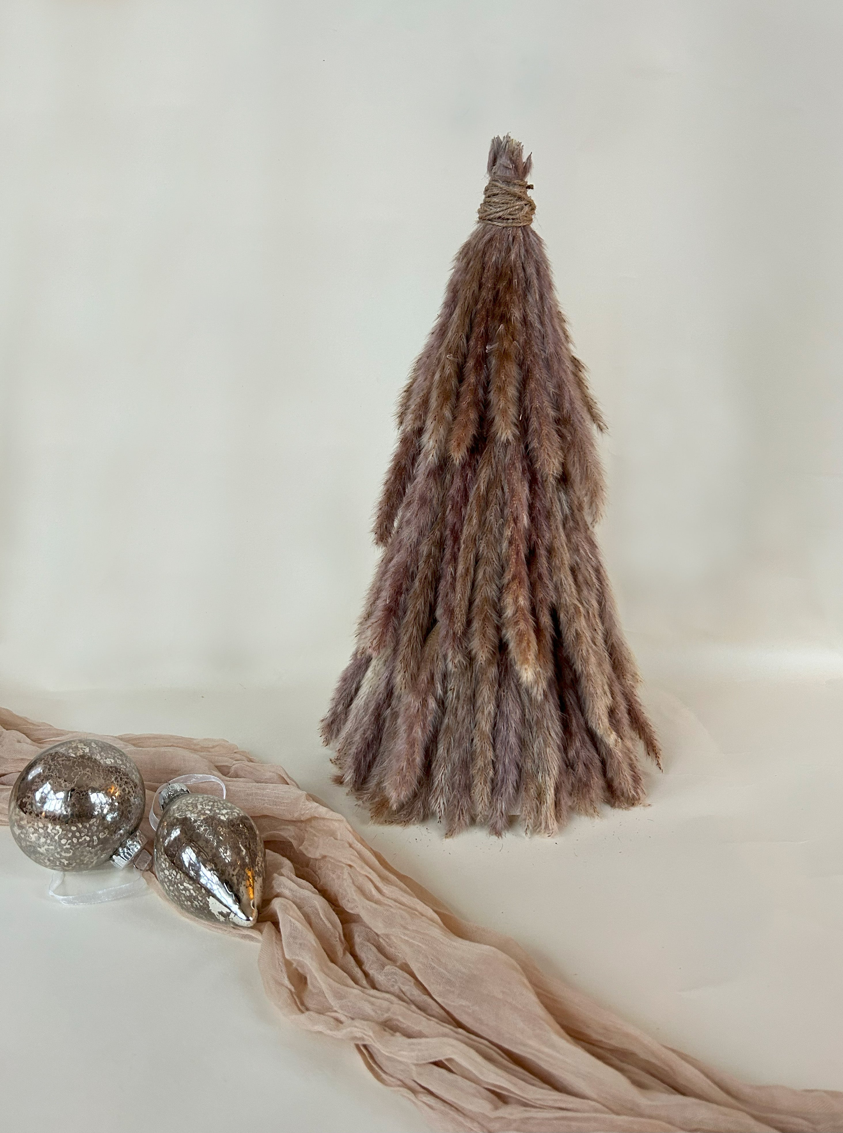 Weihnachtsbaum aus Pampasgras braun – natur