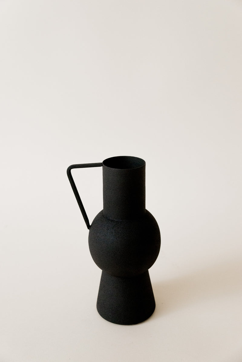 Vase schwarz, modern
